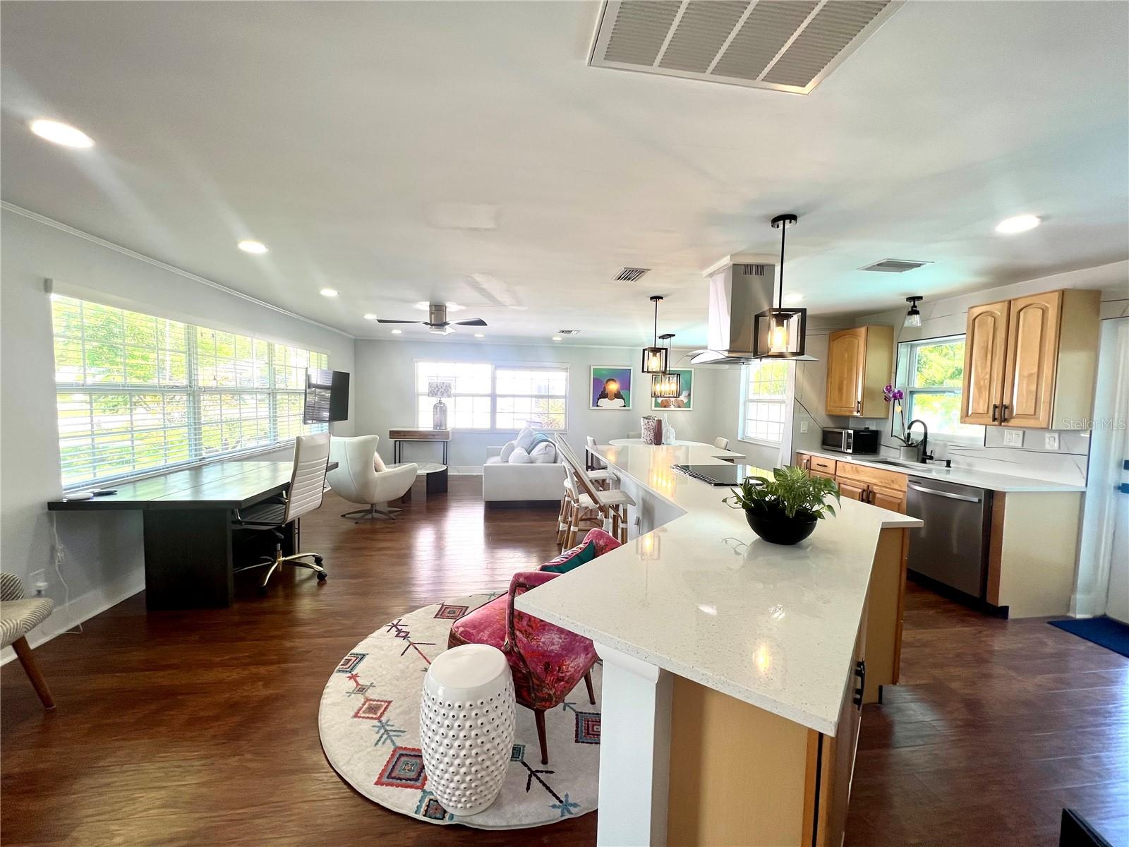 2066 DRUID PARK DR N, CLEARWATER, FL, 33764