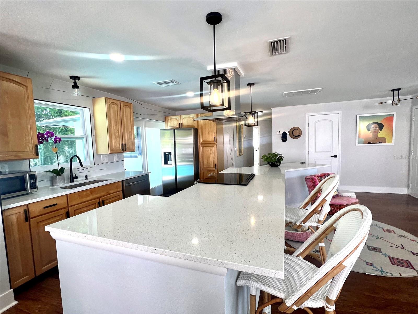 2066 DRUID PARK DR N, CLEARWATER, FL, 33764
