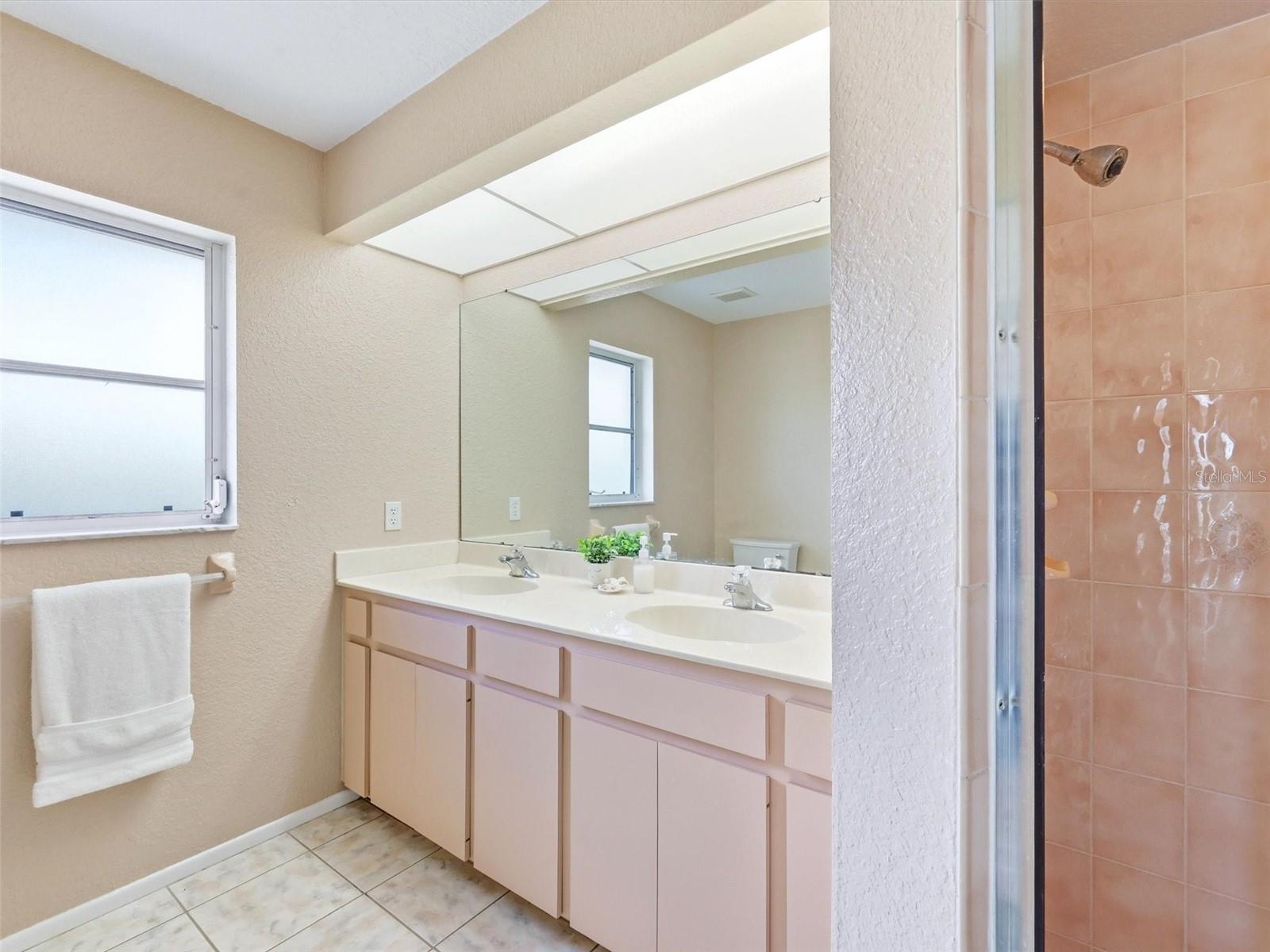 713 ROTONDA CIR, ROTONDA WEST, FL, 33947
