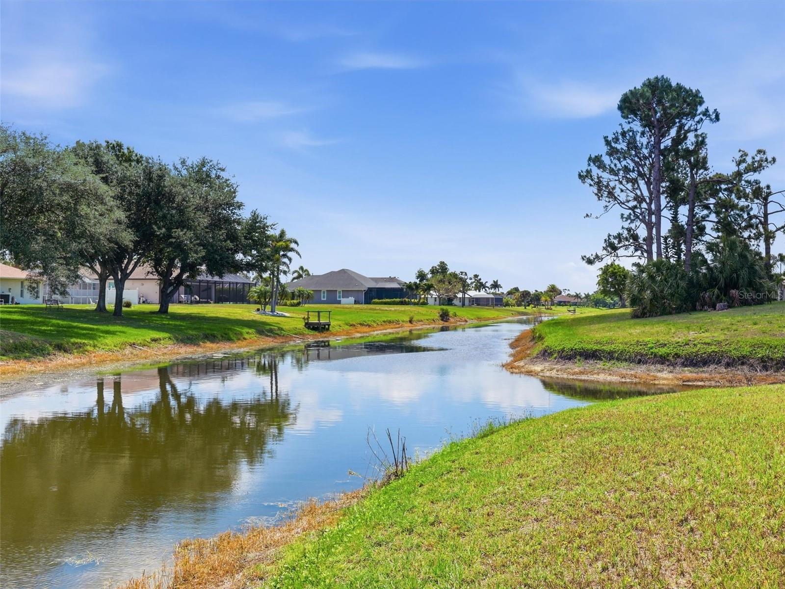 713 ROTONDA CIR, ROTONDA WEST, FL, 33947
