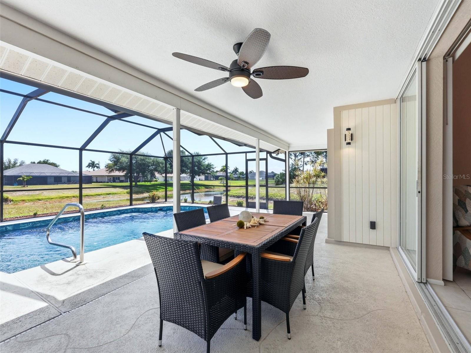 713 ROTONDA CIR, ROTONDA WEST, FL, 33947