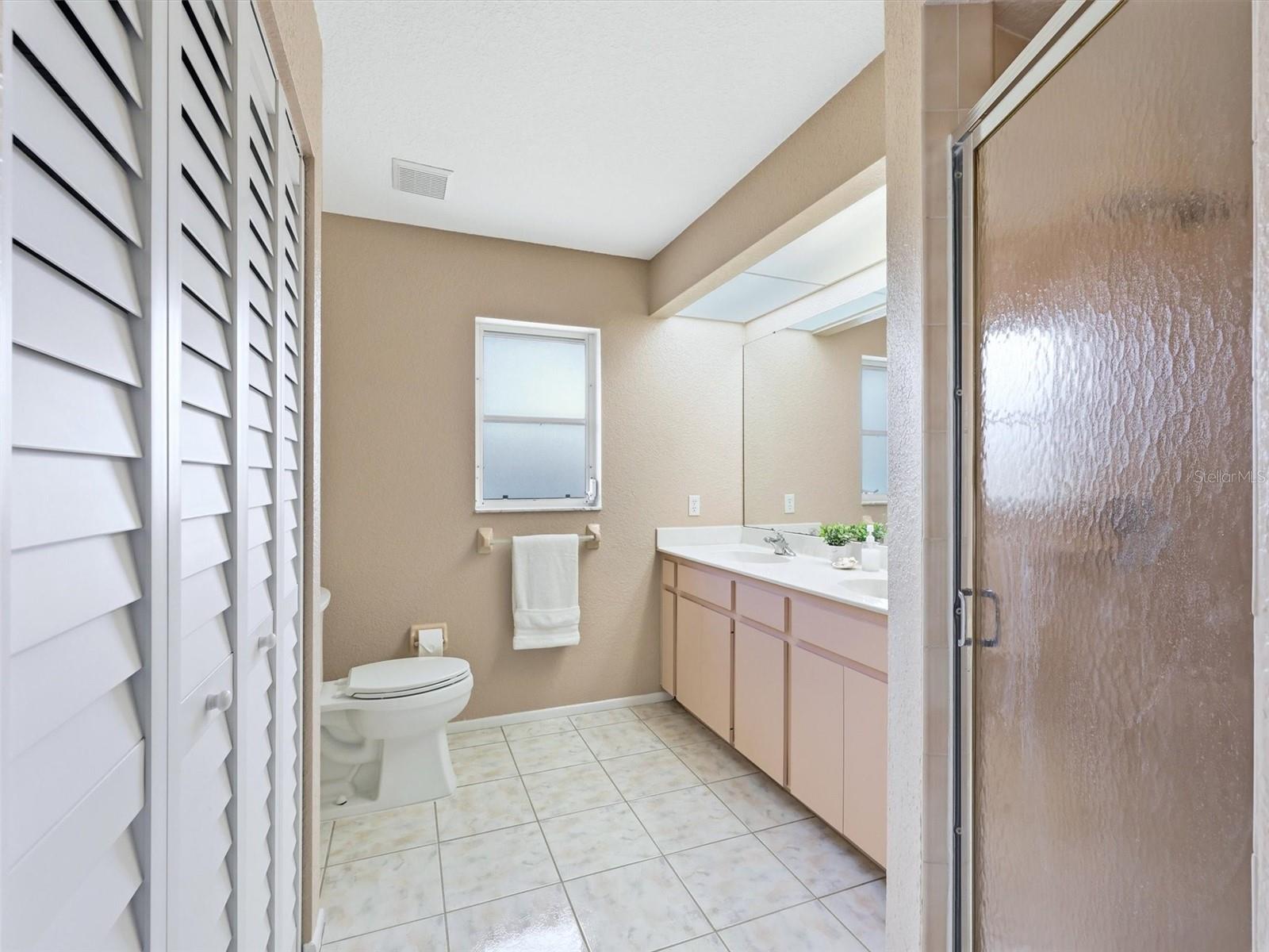 713 ROTONDA CIR, ROTONDA WEST, FL, 33947