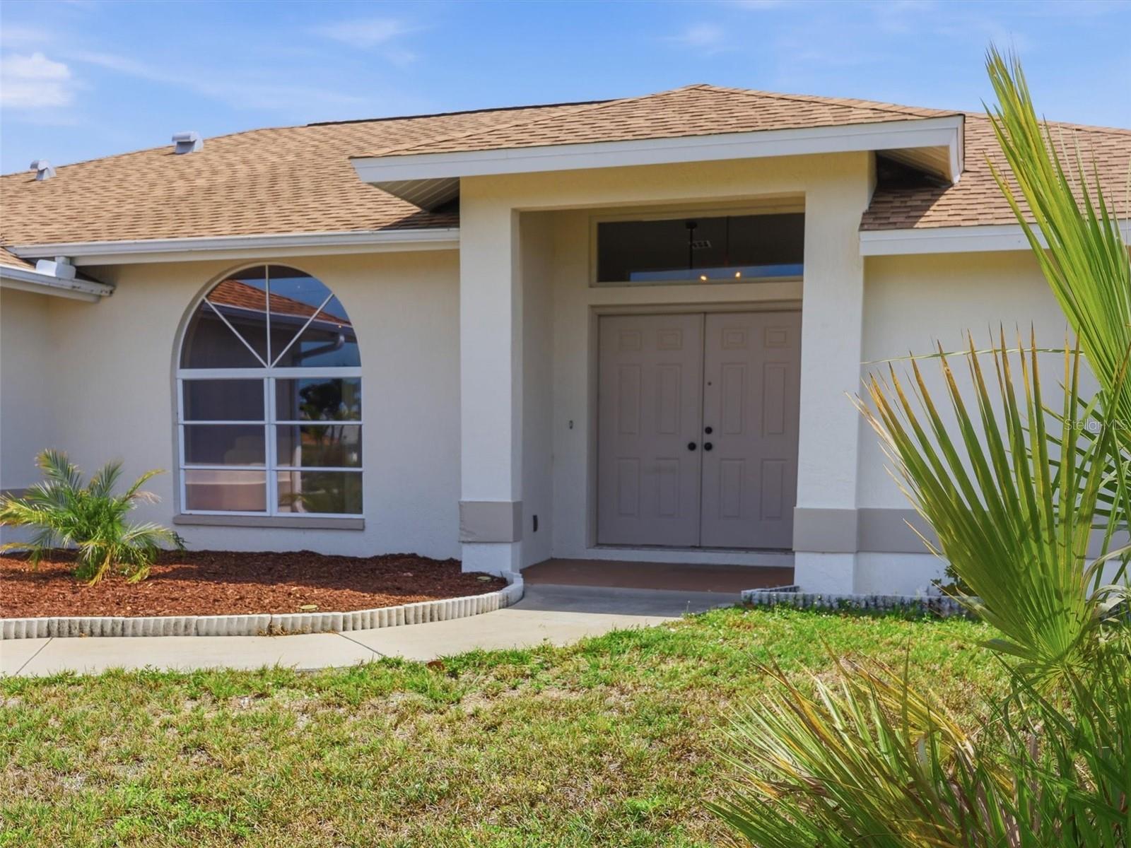 713 ROTONDA CIR, ROTONDA WEST, FL, 33947