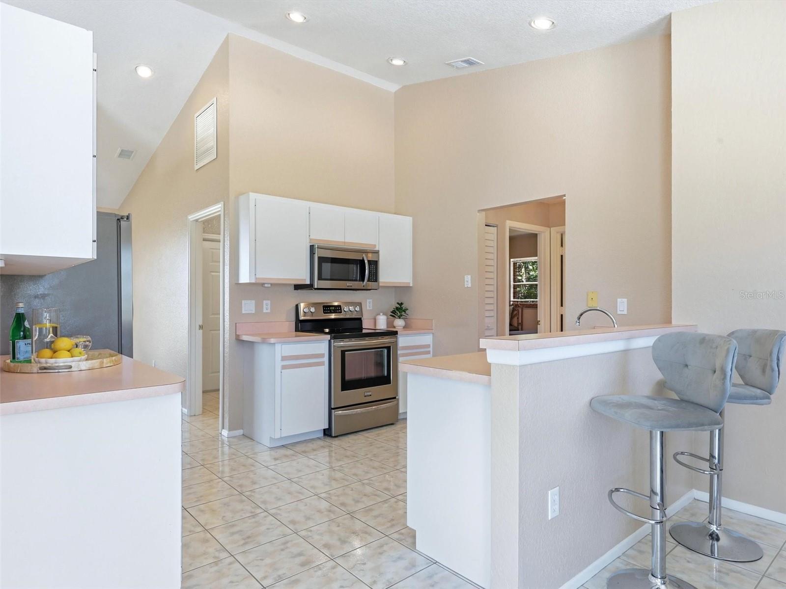 713 ROTONDA CIR, ROTONDA WEST, FL, 33947