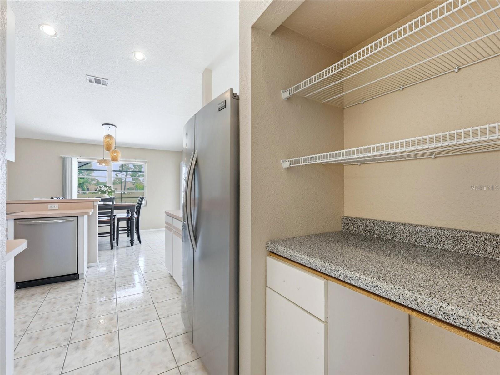 713 ROTONDA CIR, ROTONDA WEST, FL, 33947