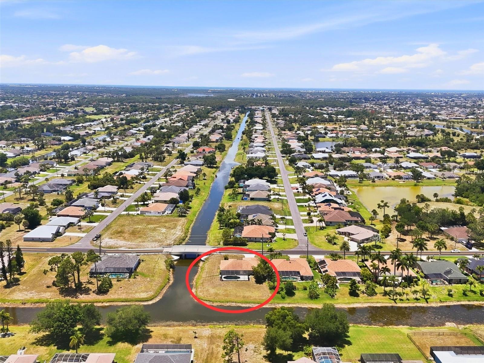 713 ROTONDA CIR, ROTONDA WEST, FL, 33947