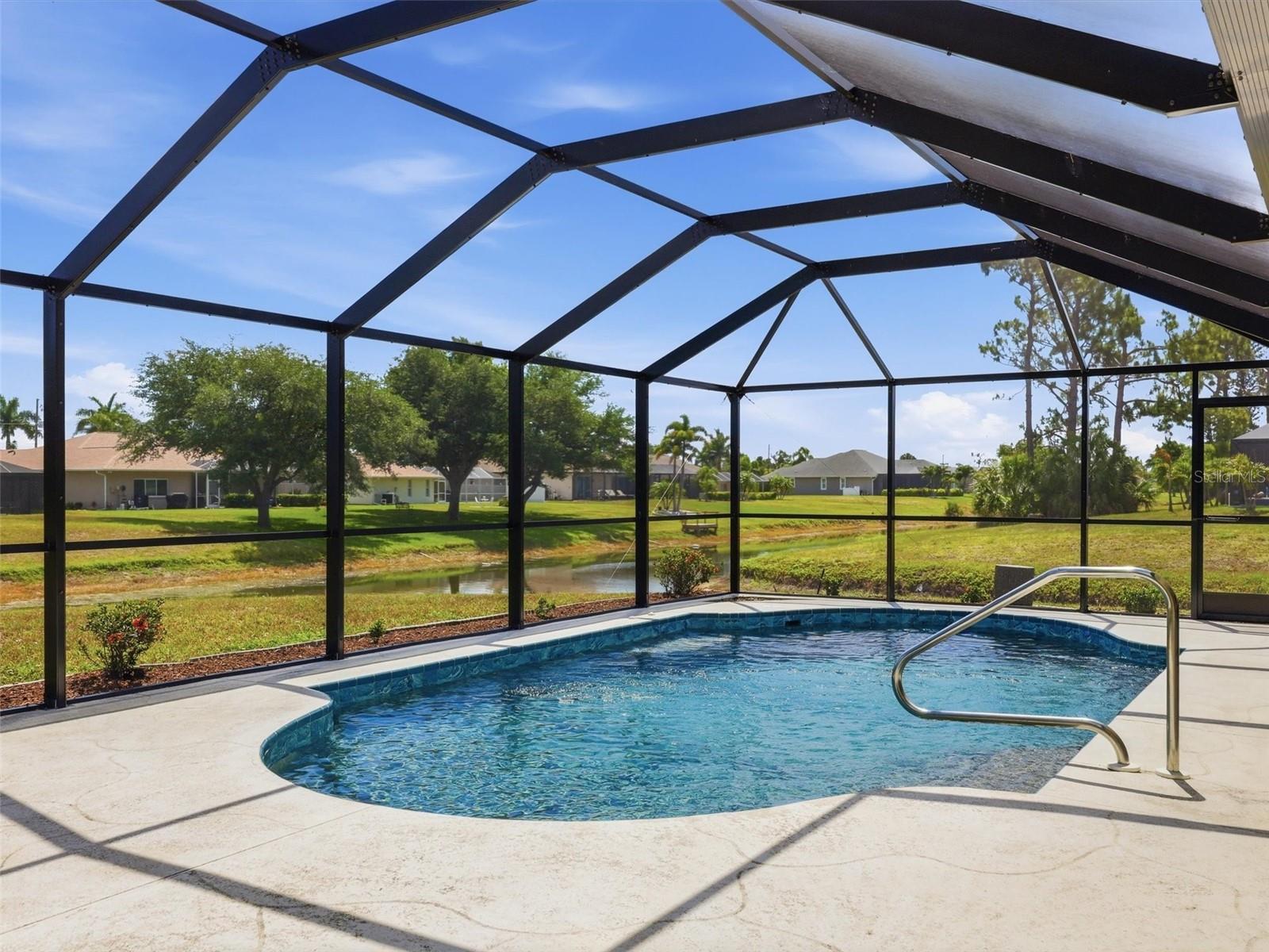 713 ROTONDA CIR, ROTONDA WEST, FL, 33947