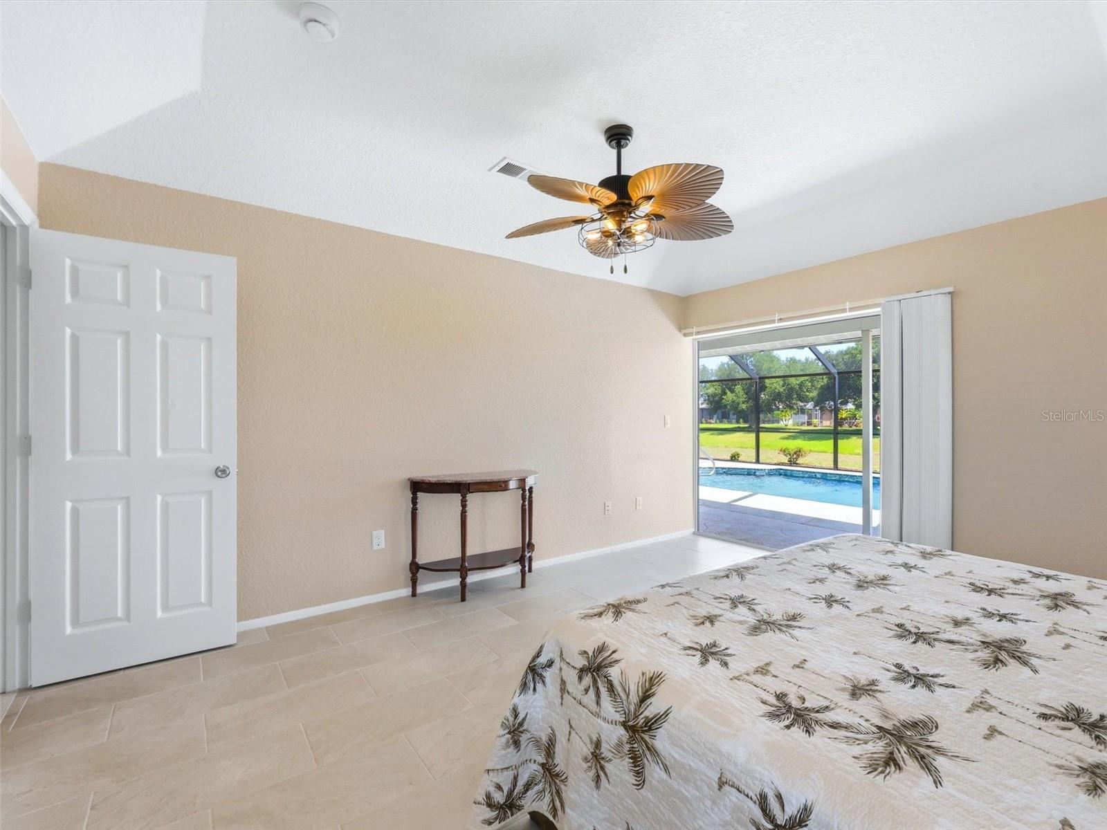 713 ROTONDA CIR, ROTONDA WEST, FL, 33947
