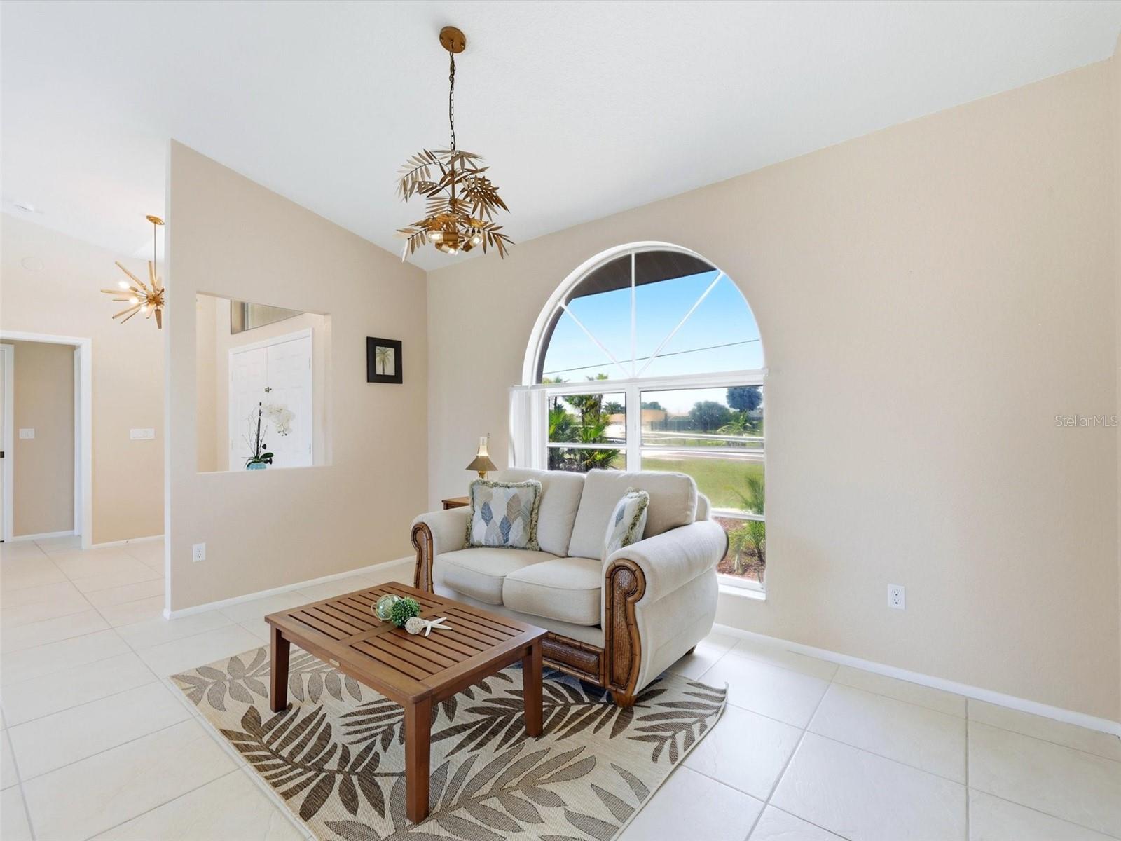 713 ROTONDA CIR, ROTONDA WEST, FL, 33947