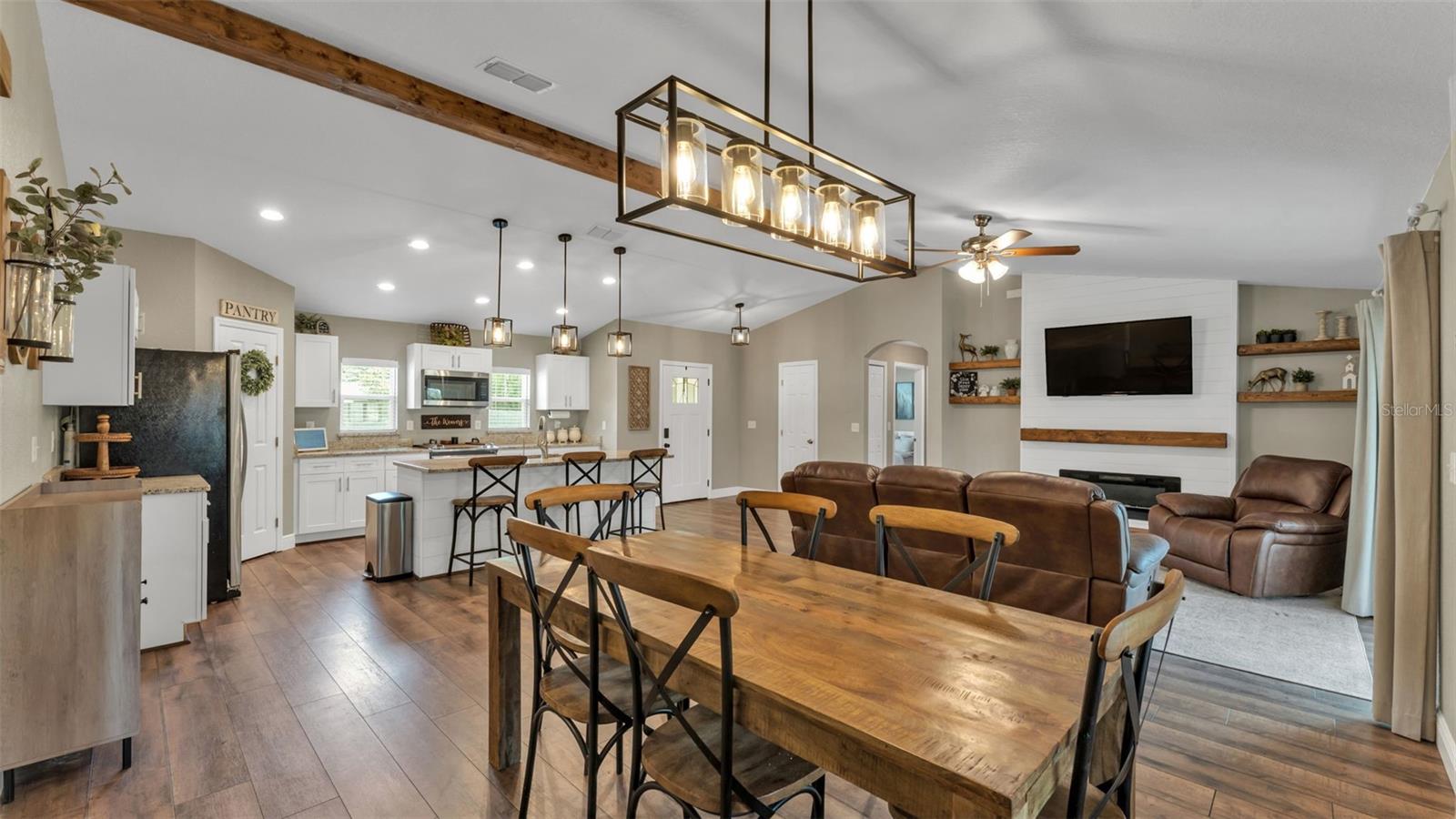 2418 ARMSTRONG RD, LAKELAND, FL, 33811