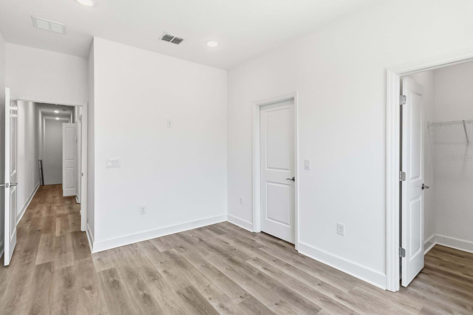 2613 E 23RD AVE #1/2, TAMPA, FL, 33605