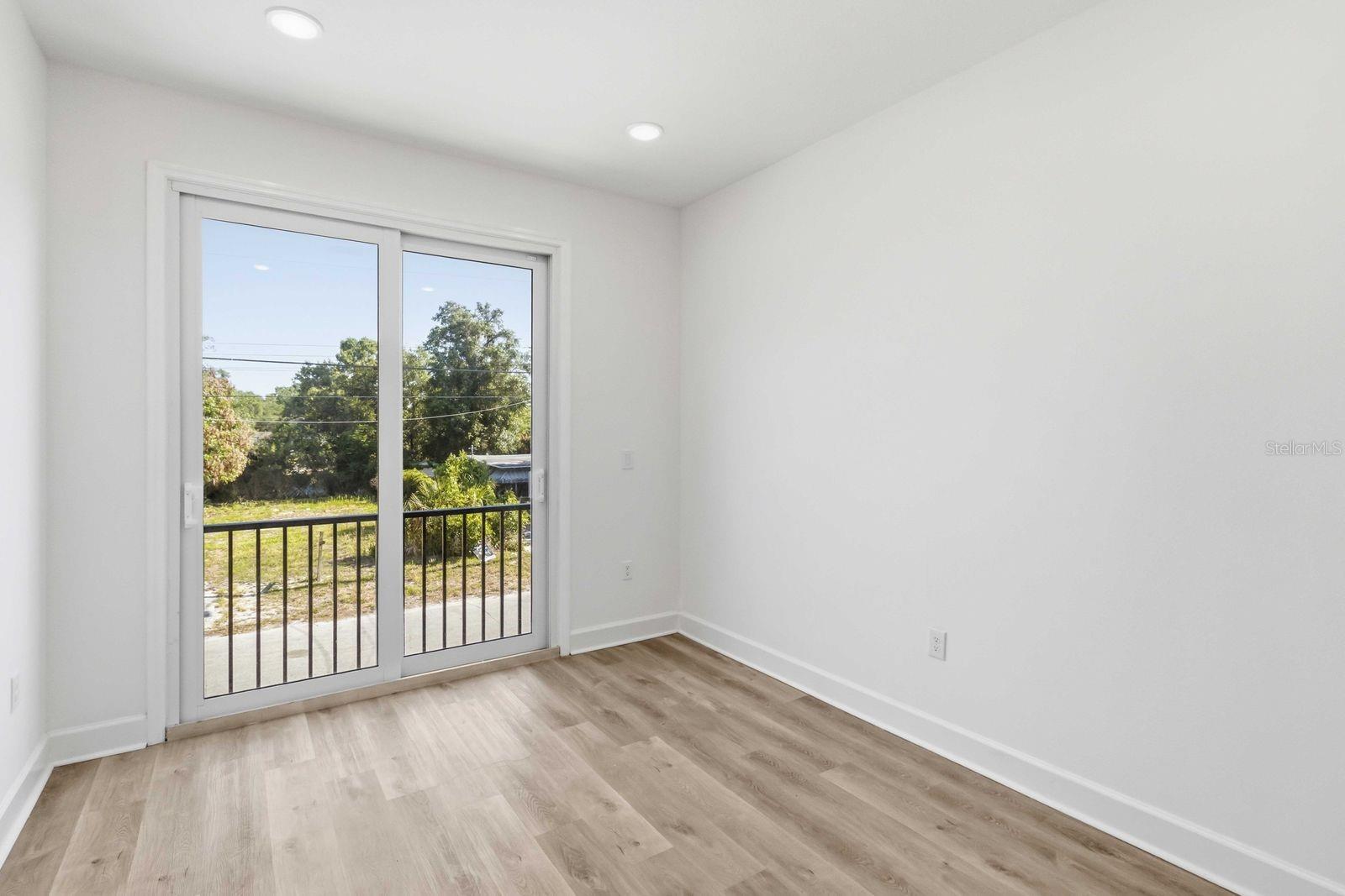 2613 E 23RD AVE #1/2, TAMPA, FL, 33605