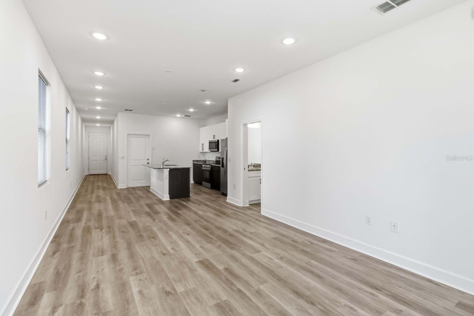 2613 E 23RD AVE #1/2, TAMPA, FL, 33605