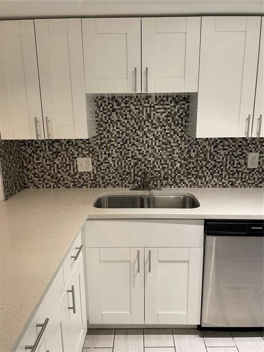 3700 S OSPREY AVE #216, SARASOTA, FL, 34239