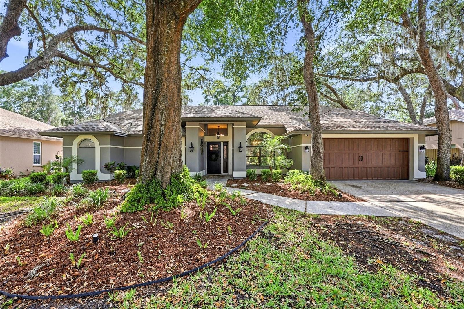1445 WATERWOOD DR, LUTZ, FL, 33559