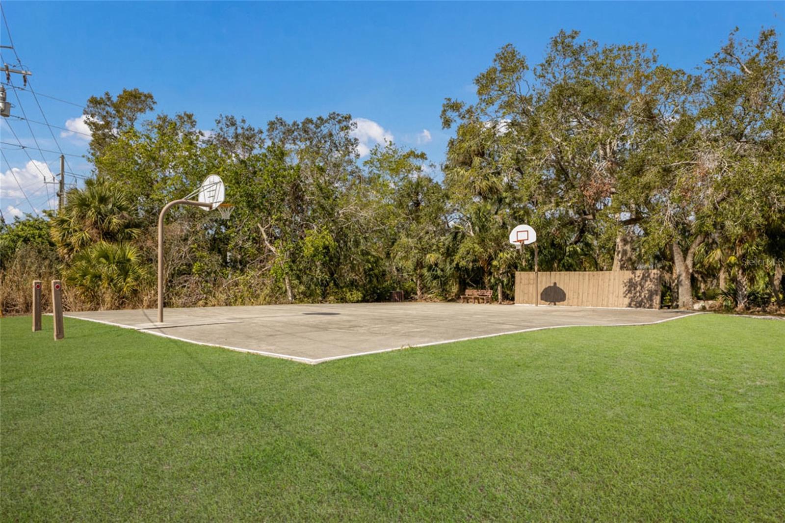 2893 SANDRINGHAM PL, SARASOTA, FL, 34235