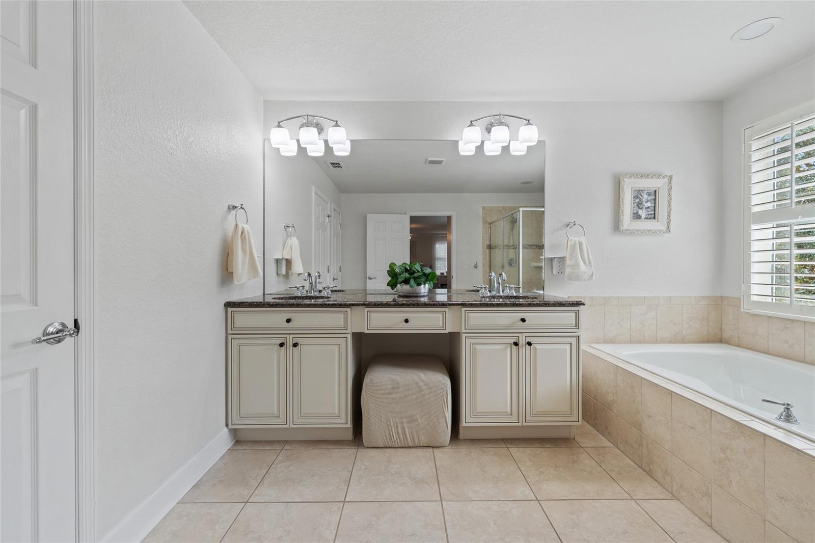 2811 MARIA ISABEL AVE, OCOEE, FL, 34761