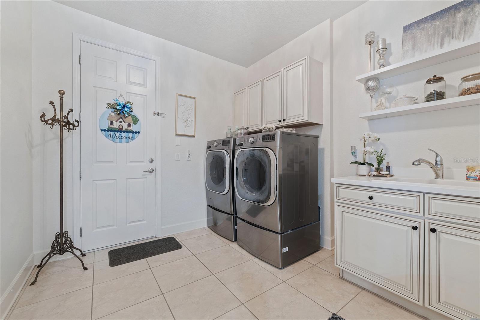 2811 MARIA ISABEL AVE, OCOEE, FL, 34761