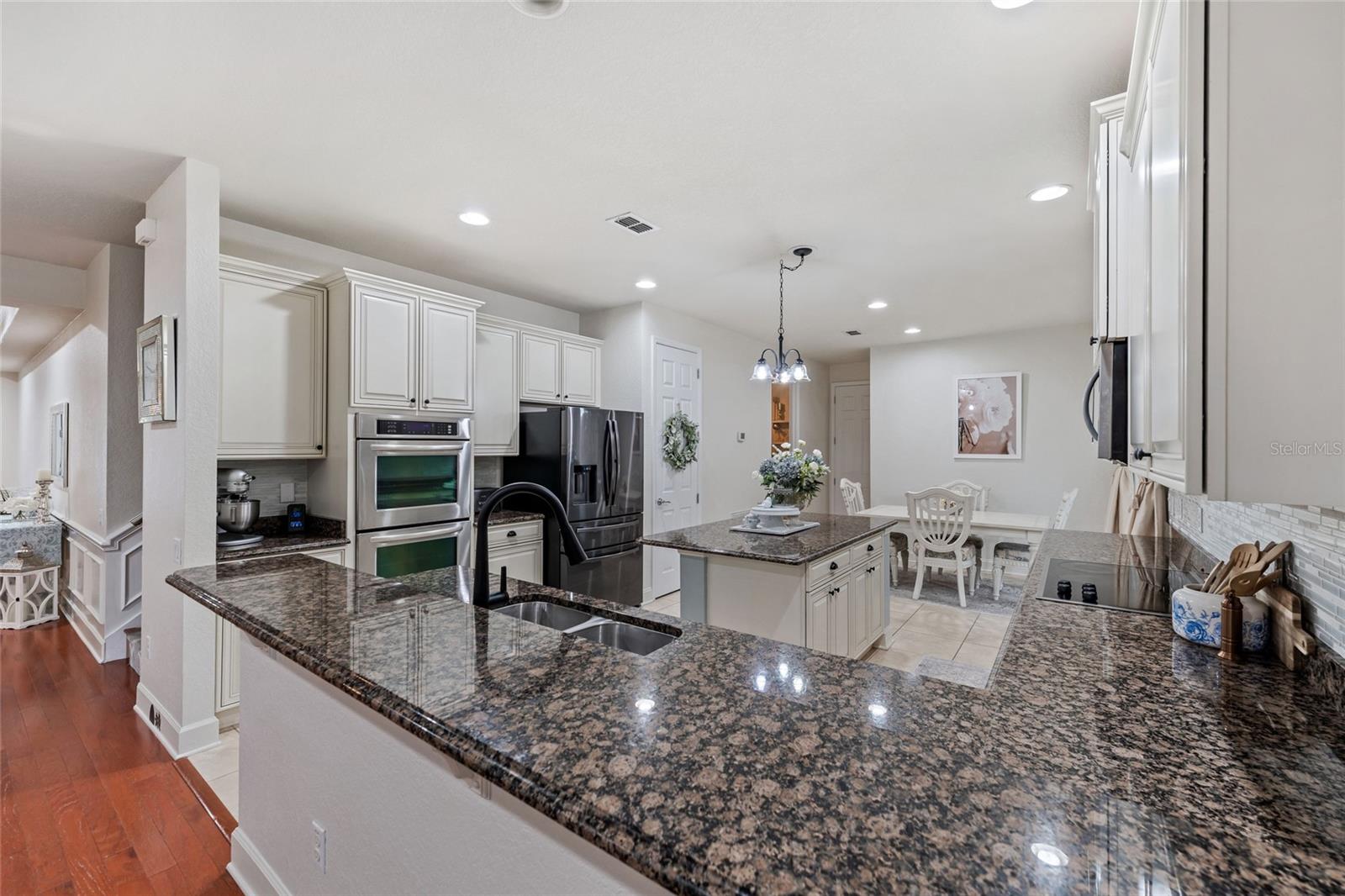 2811 MARIA ISABEL AVE, OCOEE, FL, 34761
