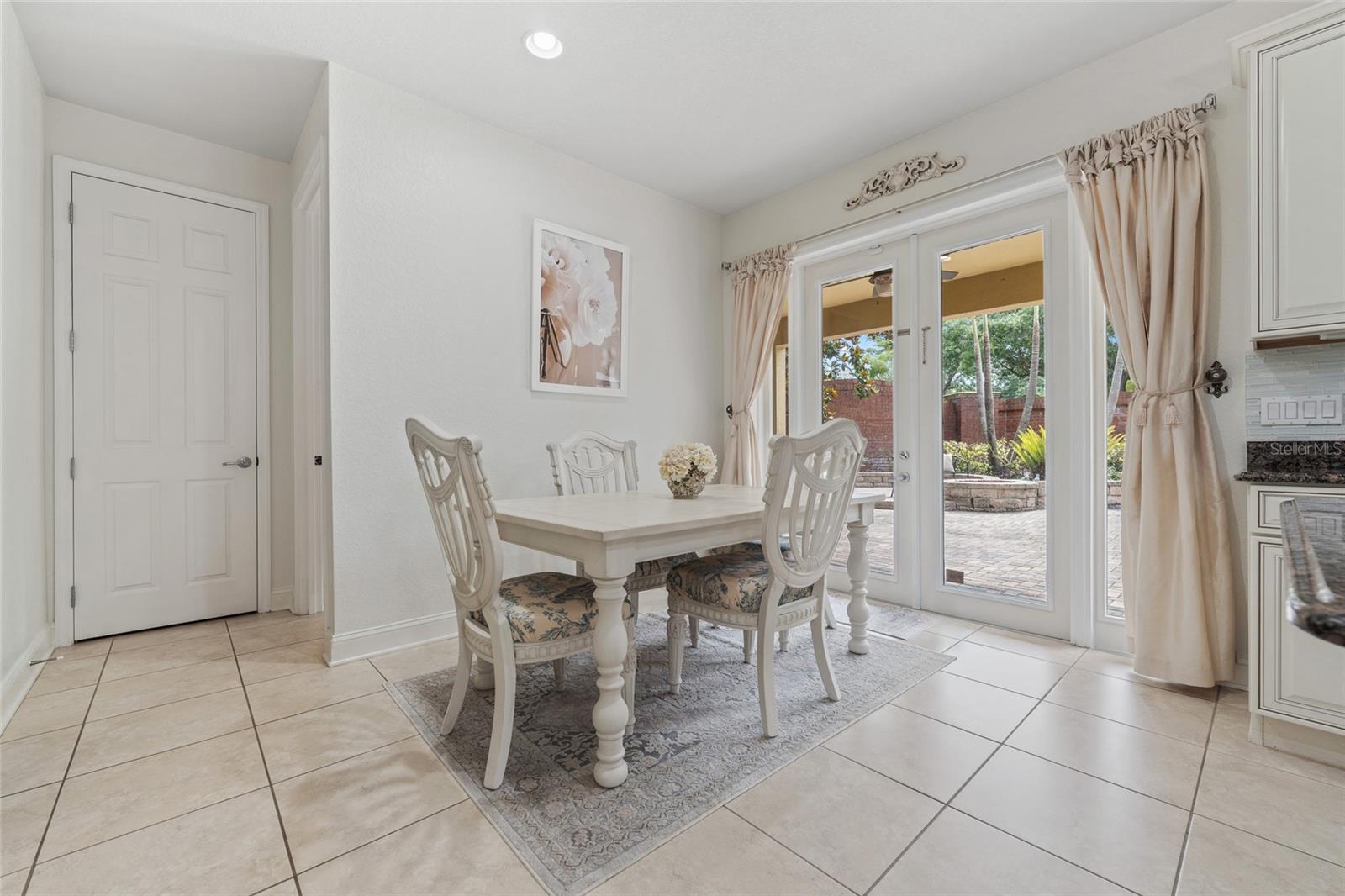 2811 MARIA ISABEL AVE, OCOEE, FL, 34761