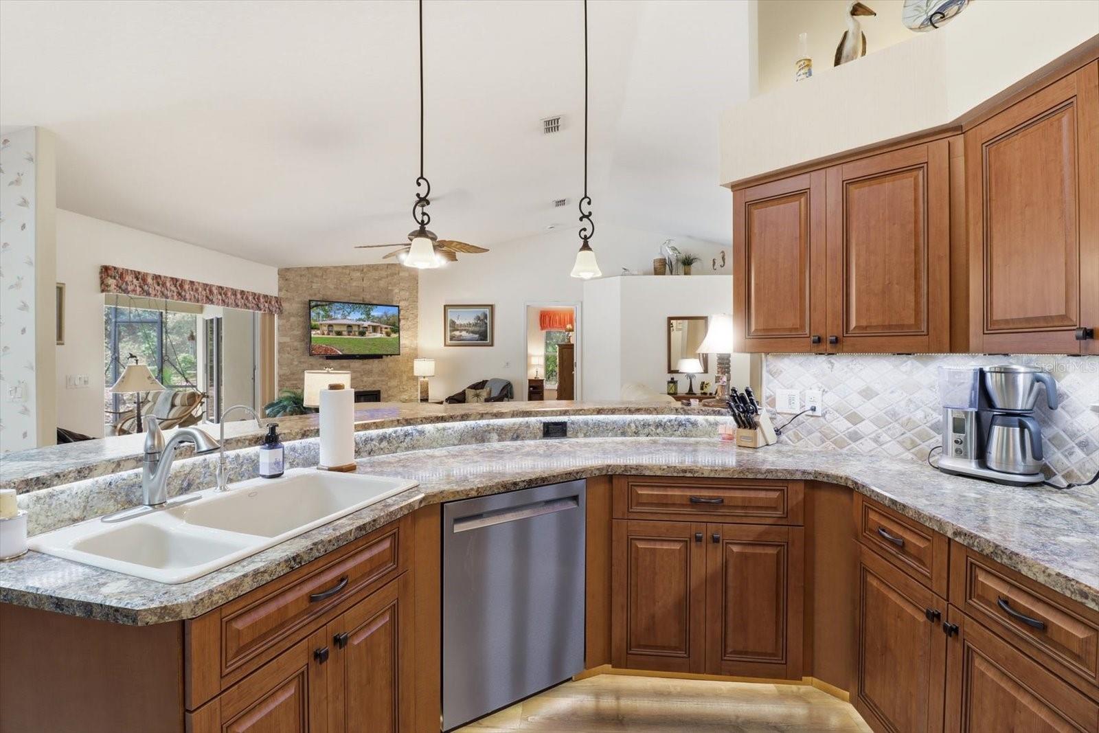 4474 W HORSESHOE DR, BEVERLY HILLS, FL, 34465