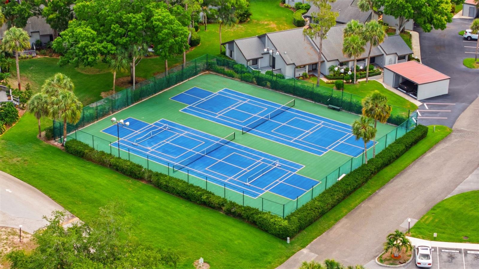 98 S HIGHLAND AVE #102, TARPON SPRINGS, FL, 34689