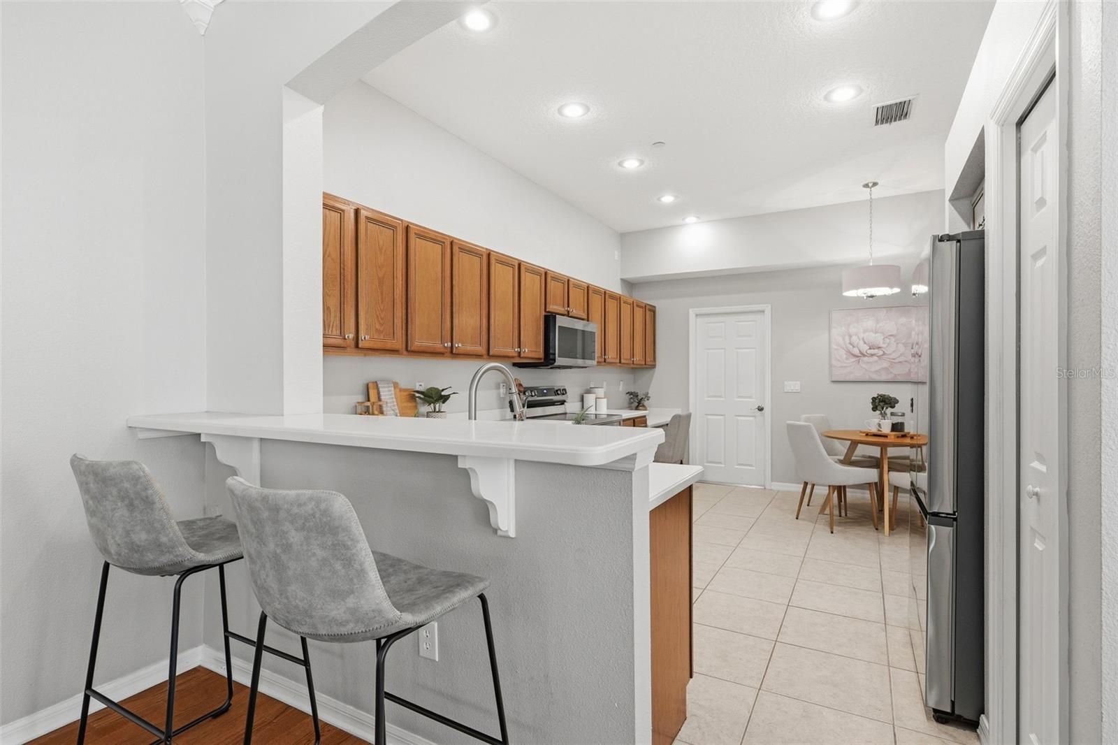 98 S HIGHLAND AVE #102, TARPON SPRINGS, FL, 34689