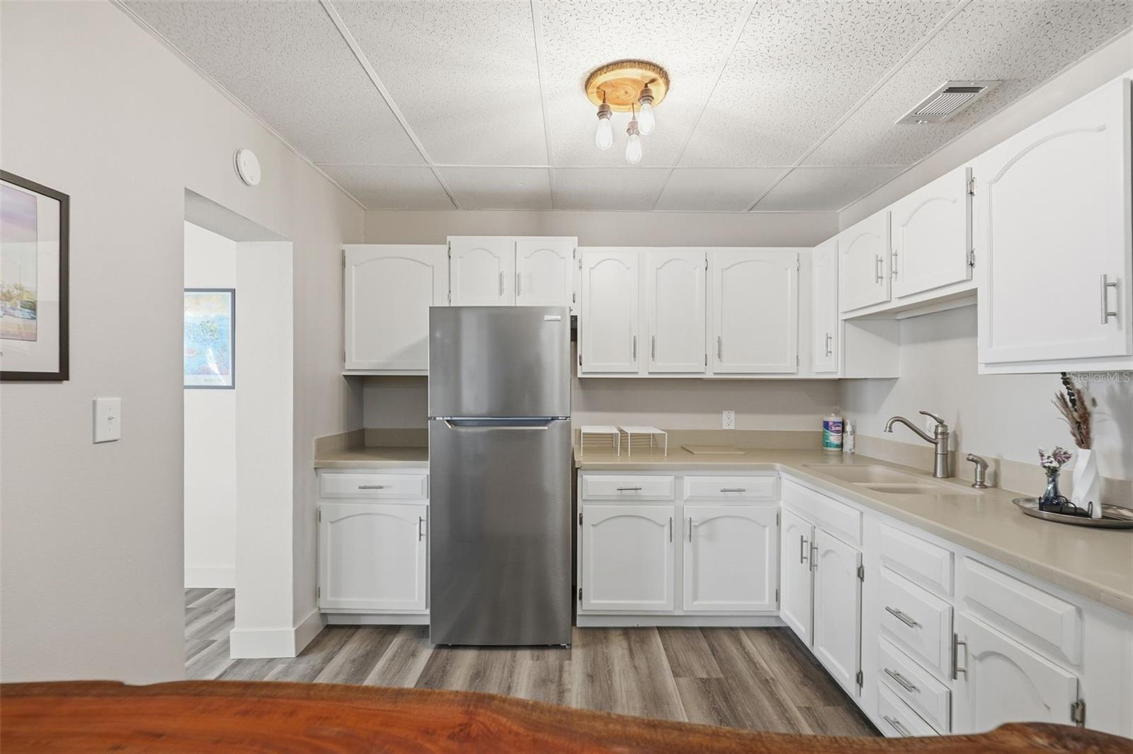 98 S HIGHLAND AVE #102, TARPON SPRINGS, FL, 34689