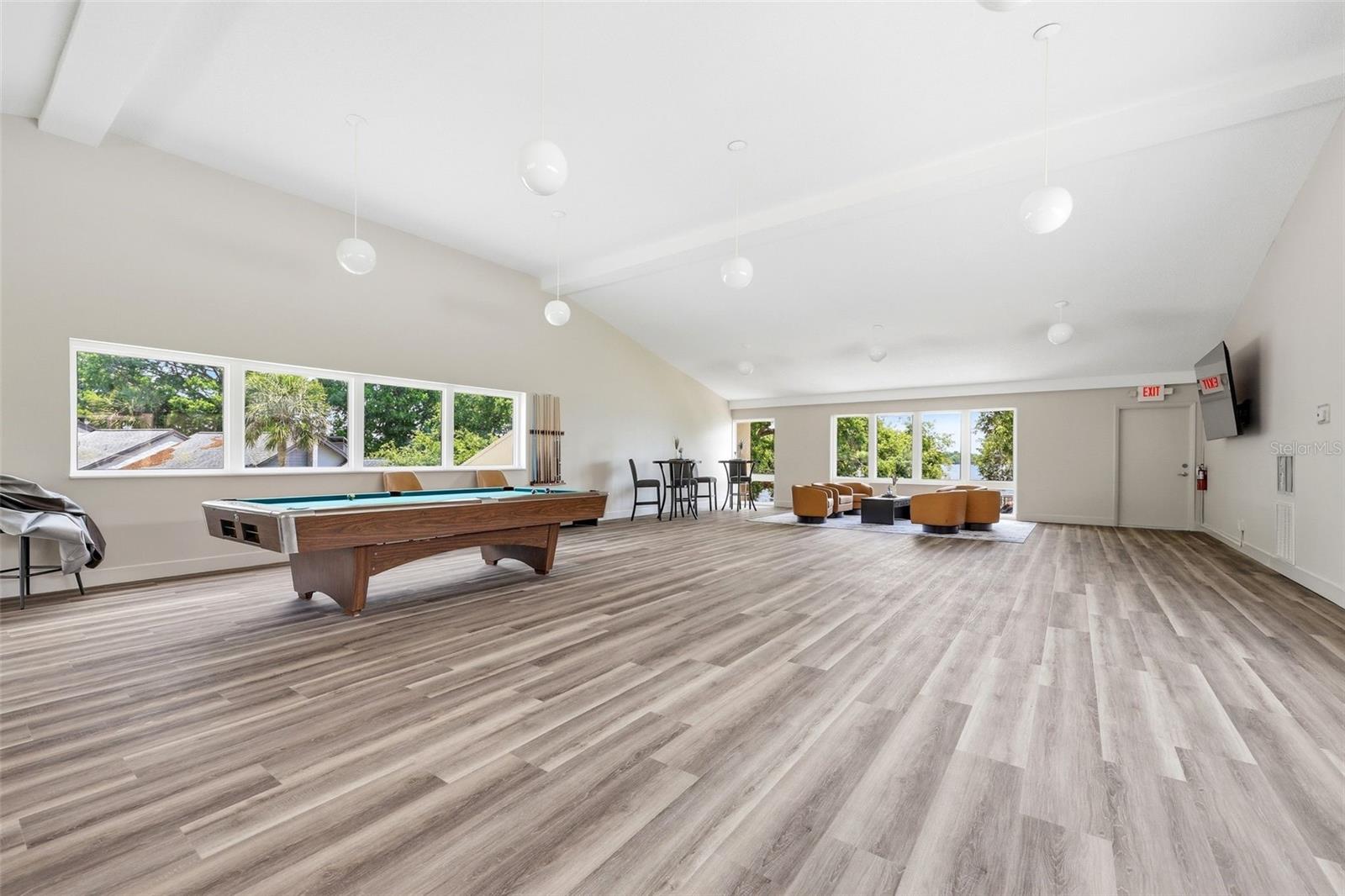 98 S HIGHLAND AVE #102, TARPON SPRINGS, FL, 34689