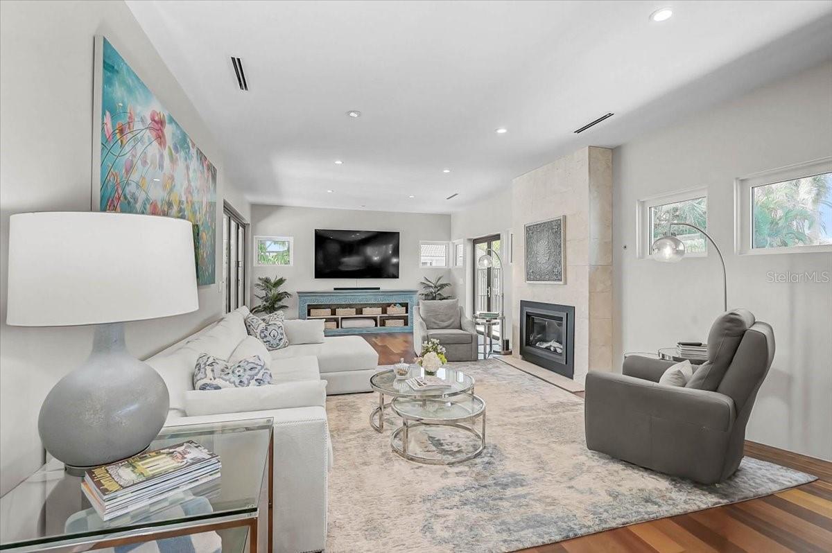 627 OWL WAY, SARASOTA, FL, 34236