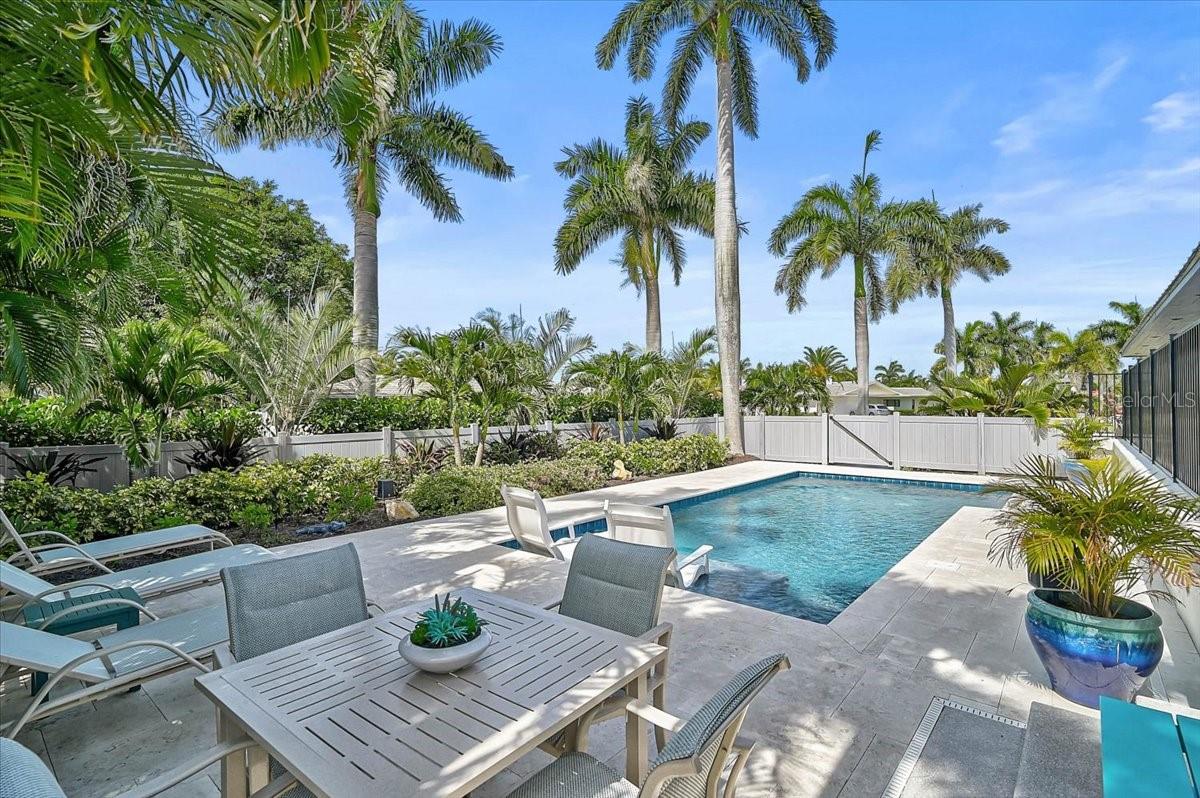 627 OWL WAY, SARASOTA, FL, 34236
