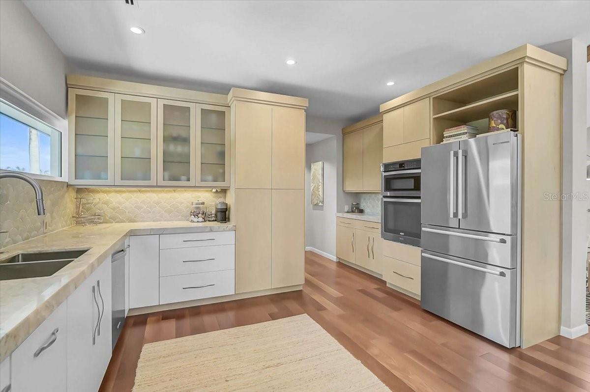 627 OWL WAY, SARASOTA, FL, 34236
