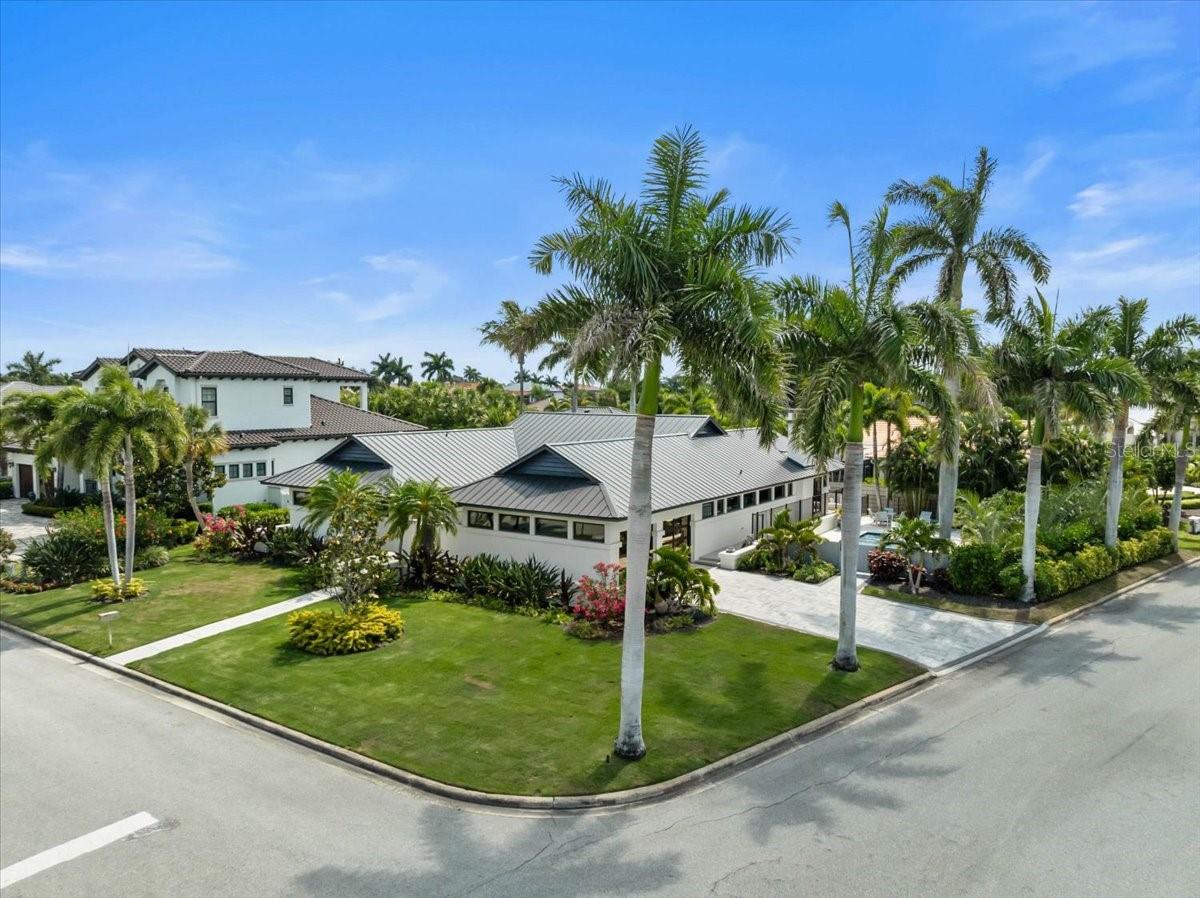 627 OWL WAY, SARASOTA, FL, 34236