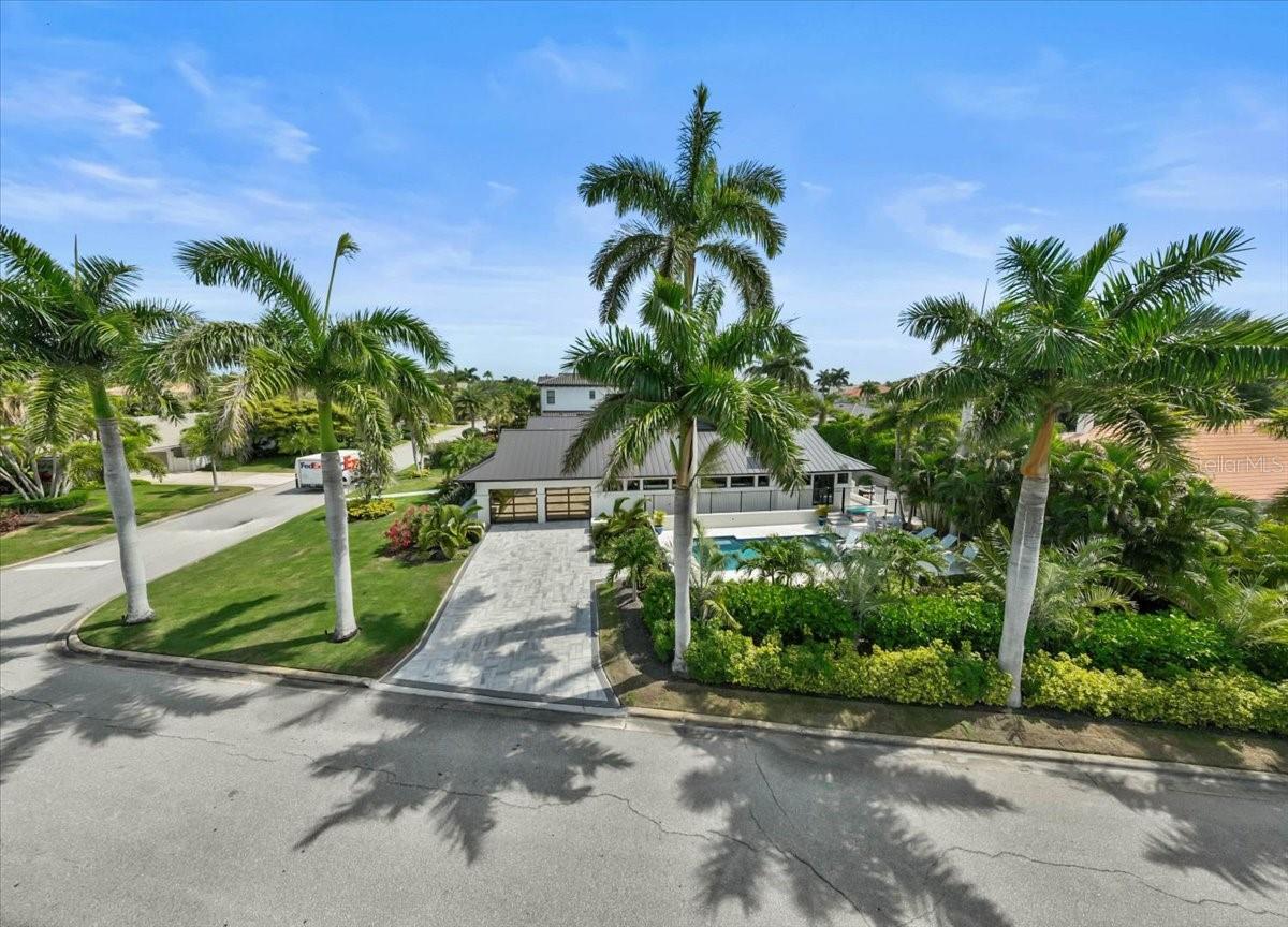 627 OWL WAY, SARASOTA, FL, 34236