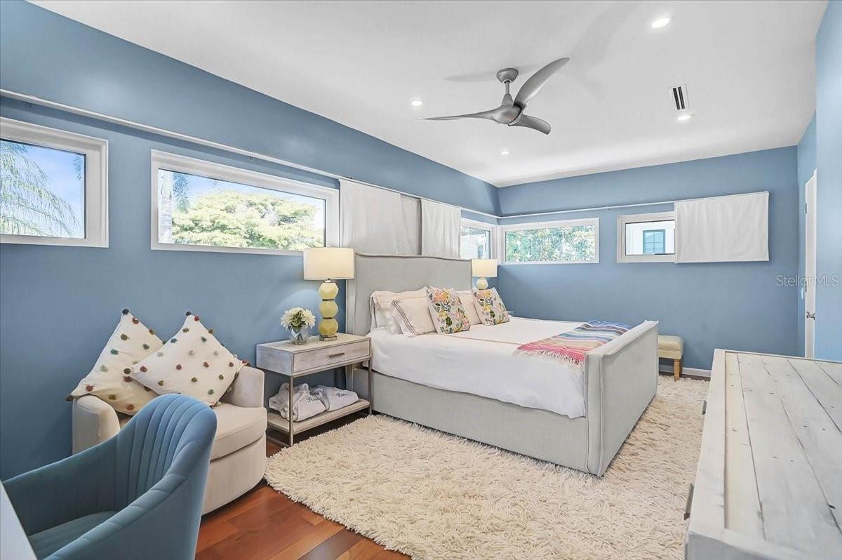 627 OWL WAY, SARASOTA, FL, 34236