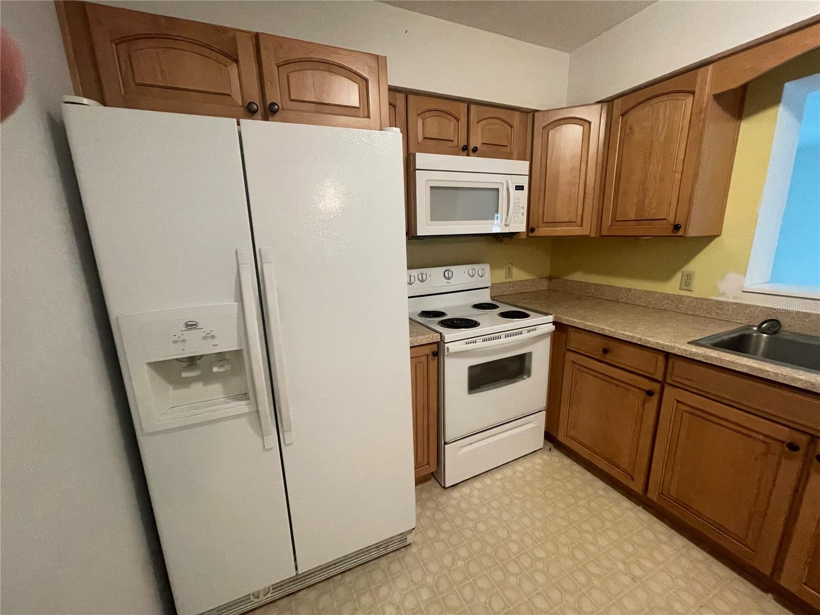 23 LONESOME PINE TRL, YALAHA, FL, 34797