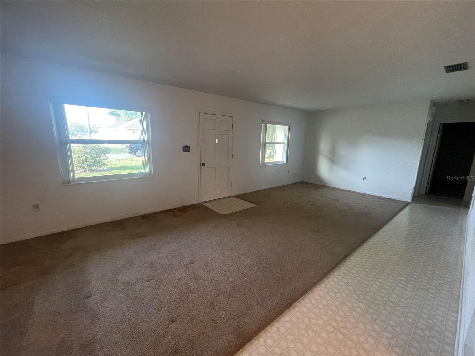 23 LONESOME PINE TRL, YALAHA, FL, 34797