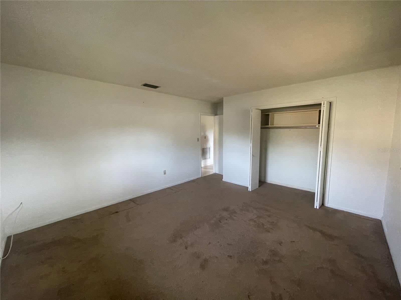 23 LONESOME PINE TRL, YALAHA, FL, 34797