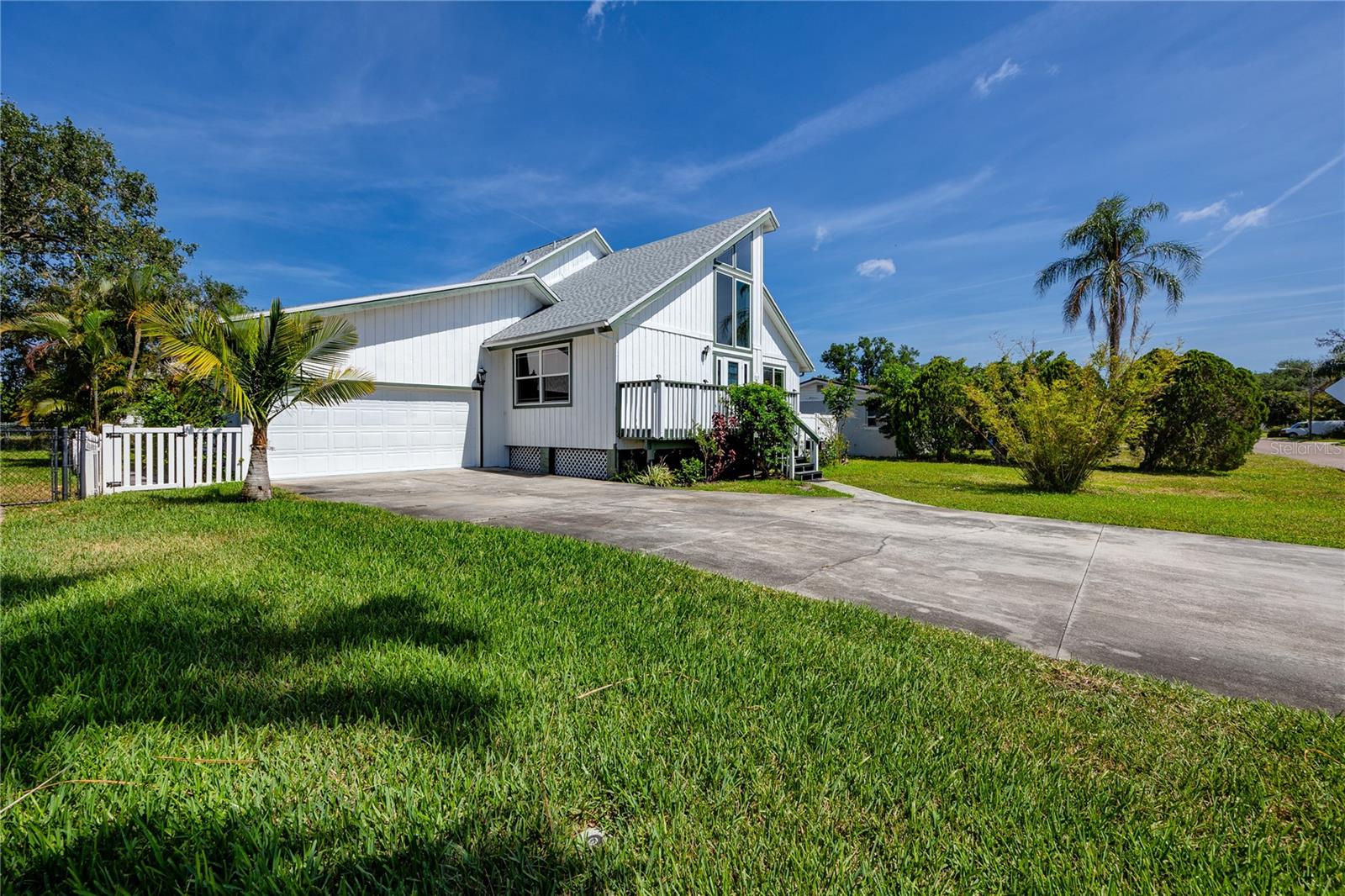 8759 ORIENT WAY NE, ST PETERSBURG, FL, 33702