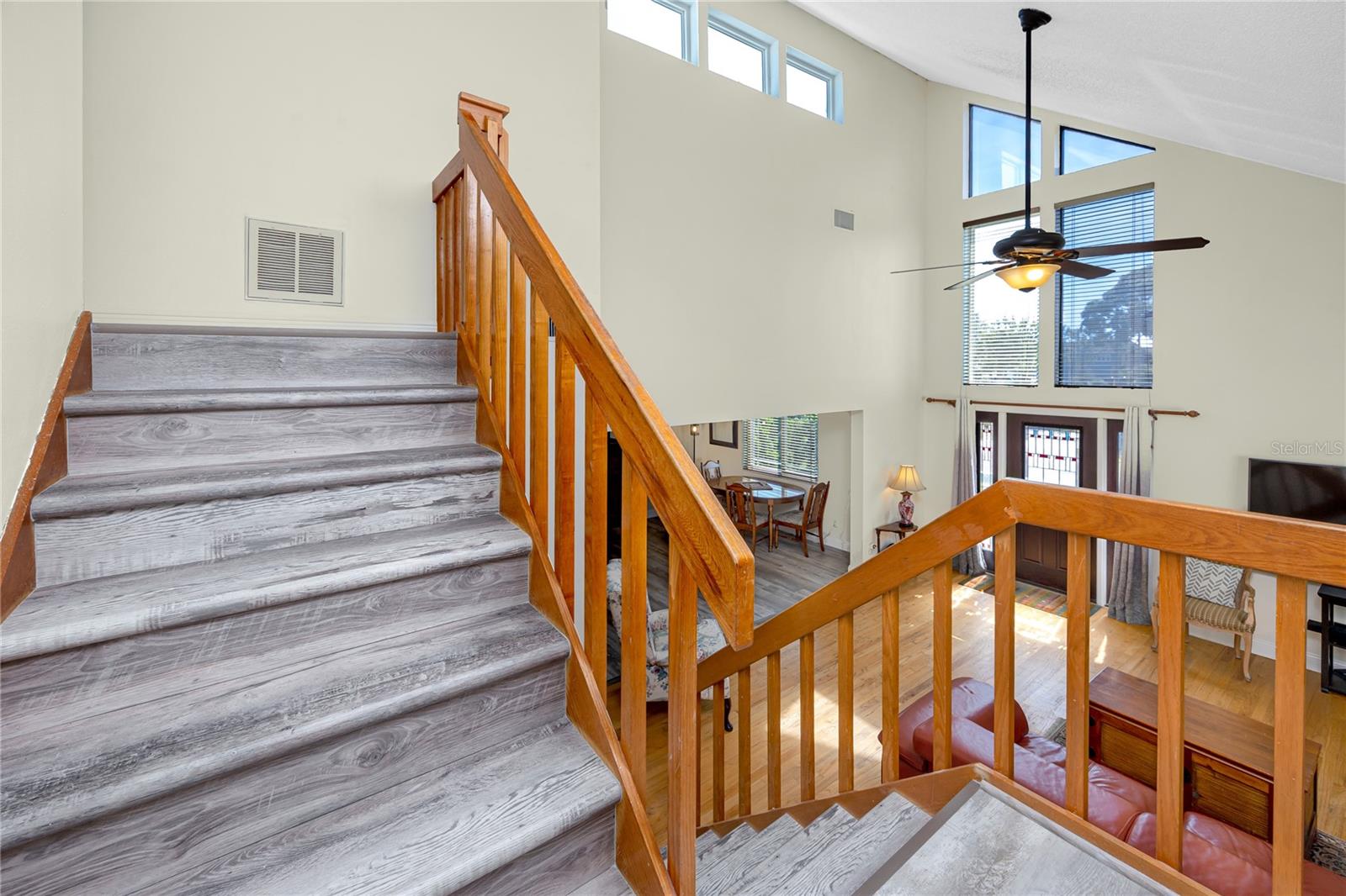 8759 ORIENT WAY NE, ST PETERSBURG, FL, 33702