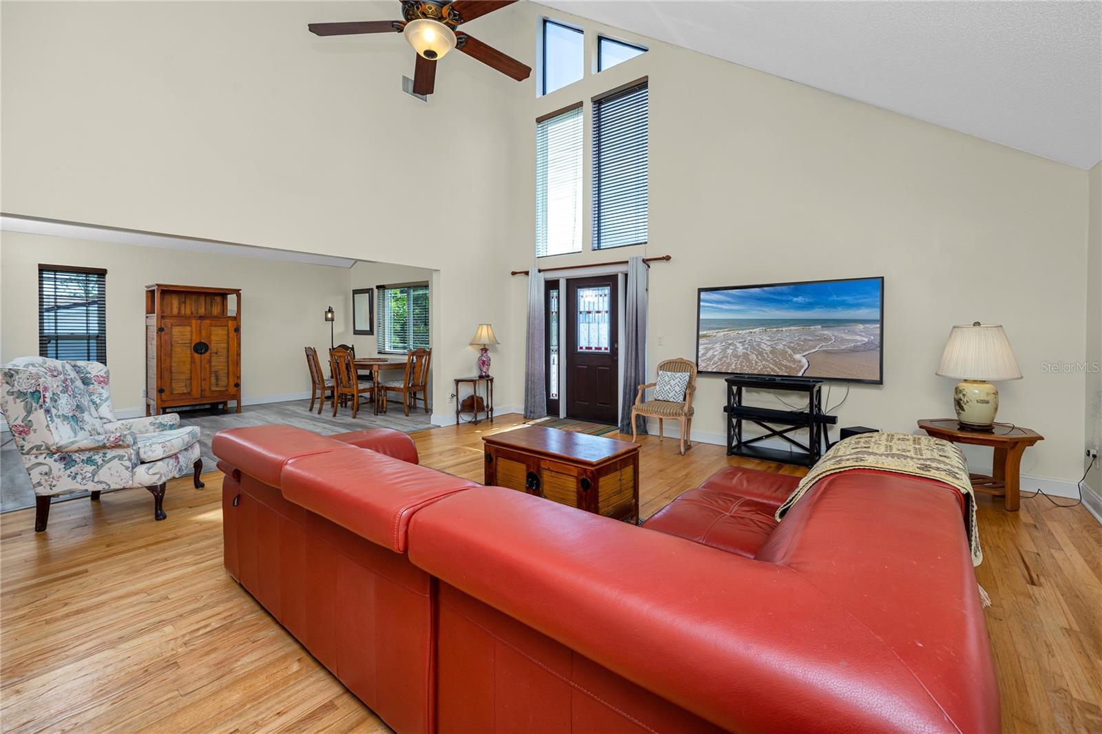 8759 ORIENT WAY NE, ST PETERSBURG, FL, 33702