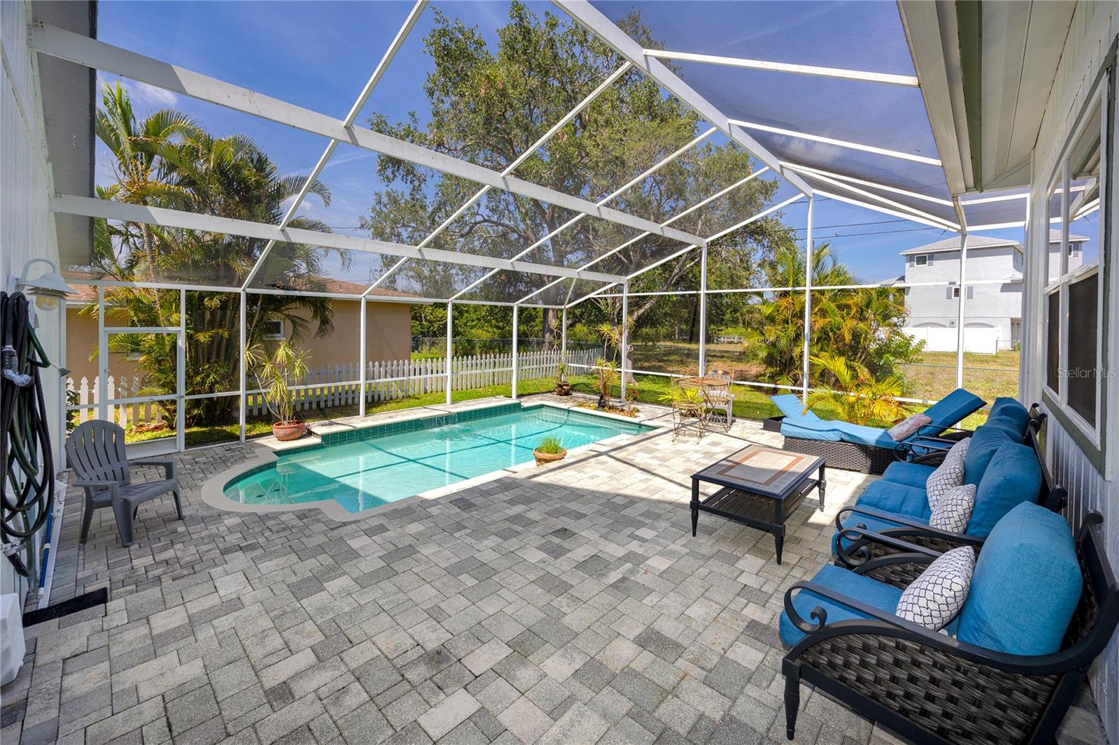 8759 ORIENT WAY NE, ST PETERSBURG, FL, 33702