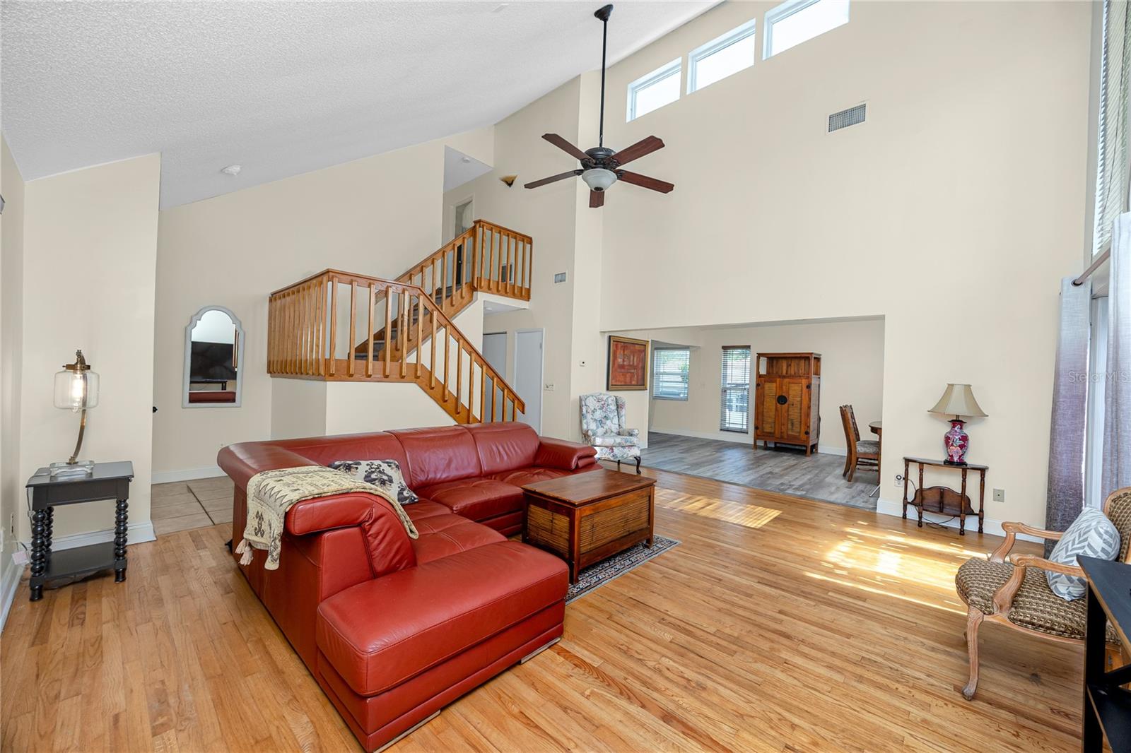 8759 ORIENT WAY NE, ST PETERSBURG, FL, 33702