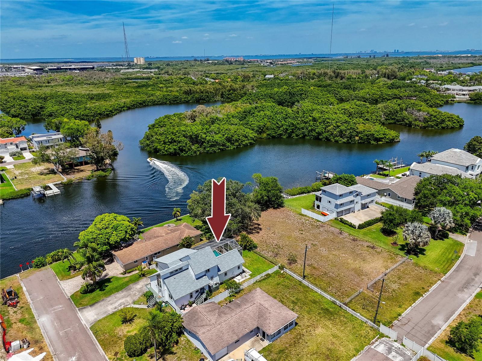 8759 ORIENT WAY NE, ST PETERSBURG, FL, 33702