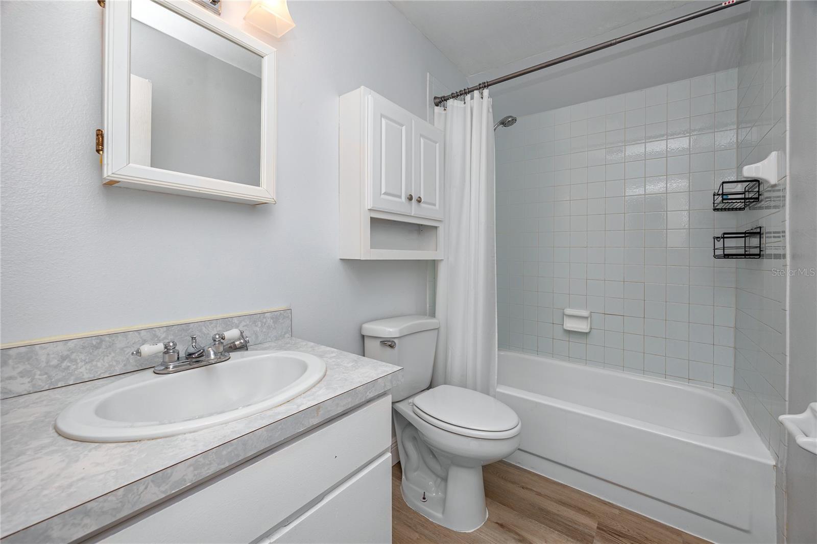 8759 ORIENT WAY NE, ST PETERSBURG, FL, 33702