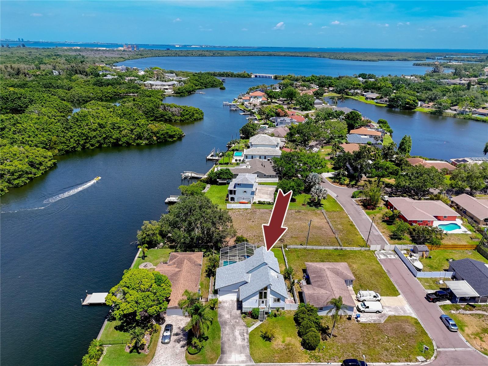8759 ORIENT WAY NE, ST PETERSBURG, FL, 33702
