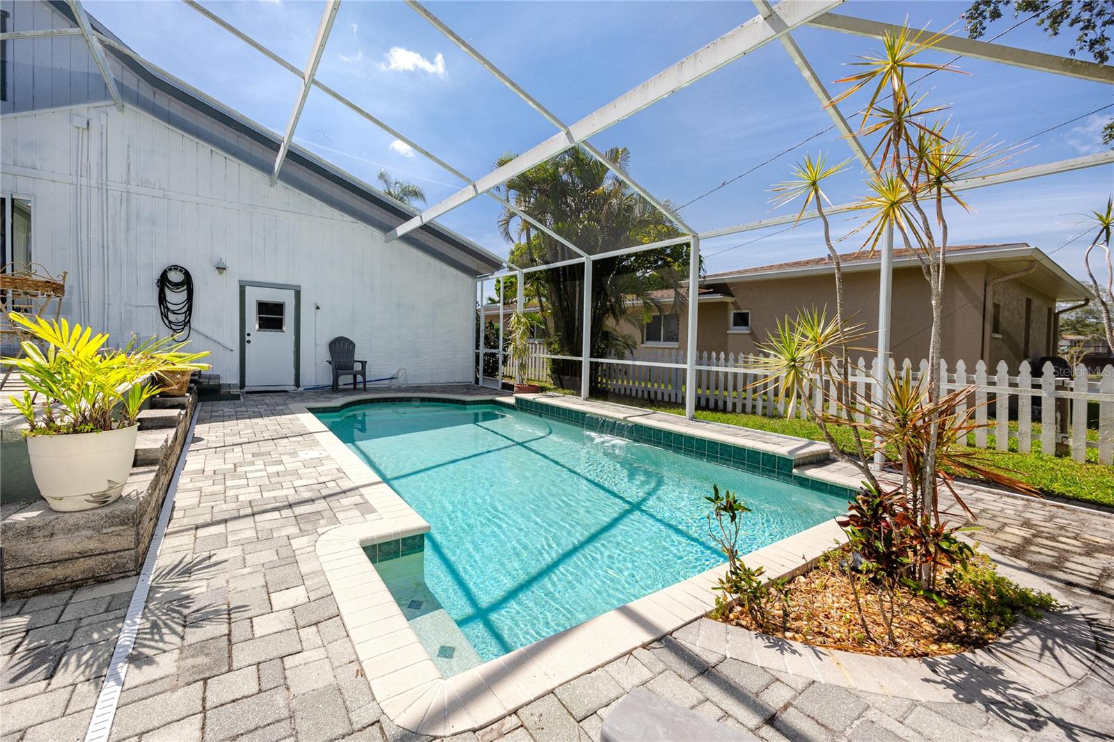 8759 ORIENT WAY NE, ST PETERSBURG, FL, 33702