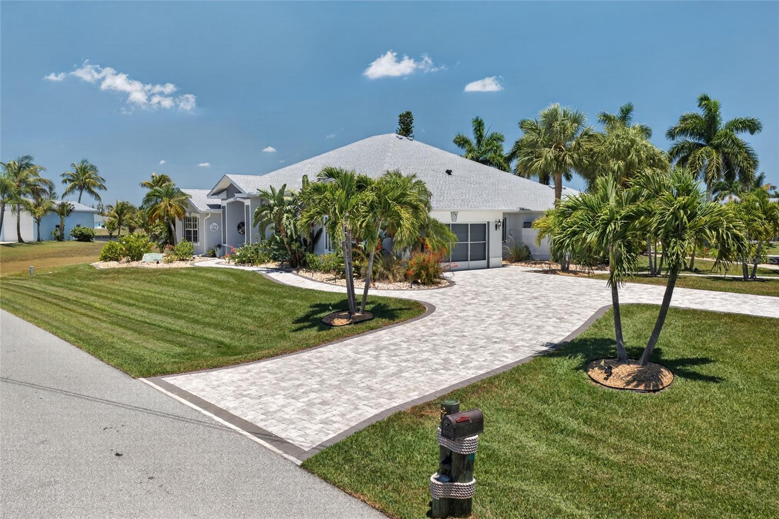 9348 SPRING CIR, PORT CHARLOTTE, FL, 33981