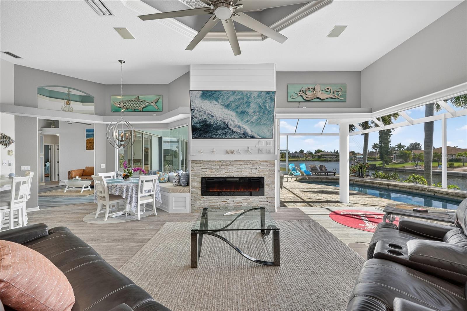 9348 SPRING CIR, PORT CHARLOTTE, FL, 33981