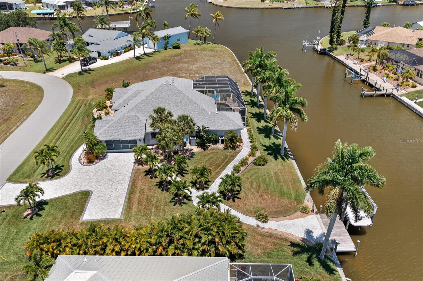 9348 SPRING CIR, PORT CHARLOTTE, FL, 33981